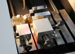 Комплект прижимных устройств